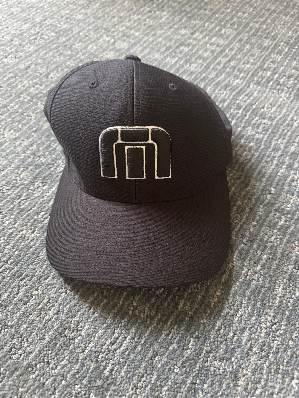 Travis Mathew XS black hat